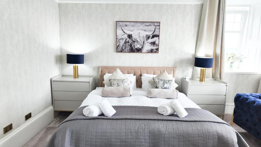 King room with sea view at Kenavara House, boutique guest house in Oban